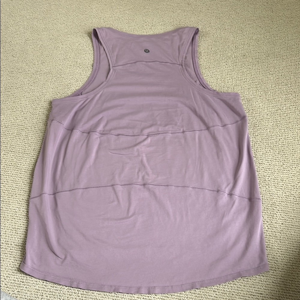 Lululemon Athletica Purple Tank Top Moisture-Wicking, size 4🌿